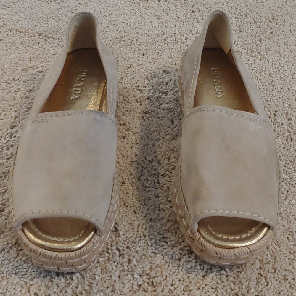 PRADA CAMEL ESPADRILLES